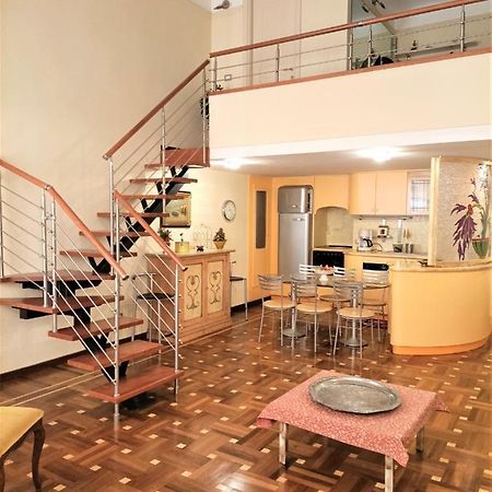 Casa Alexandra In Centro E A Pochi Passi Dal Mare Apartment อิมเปรีอา ภายนอก รูปภาพ