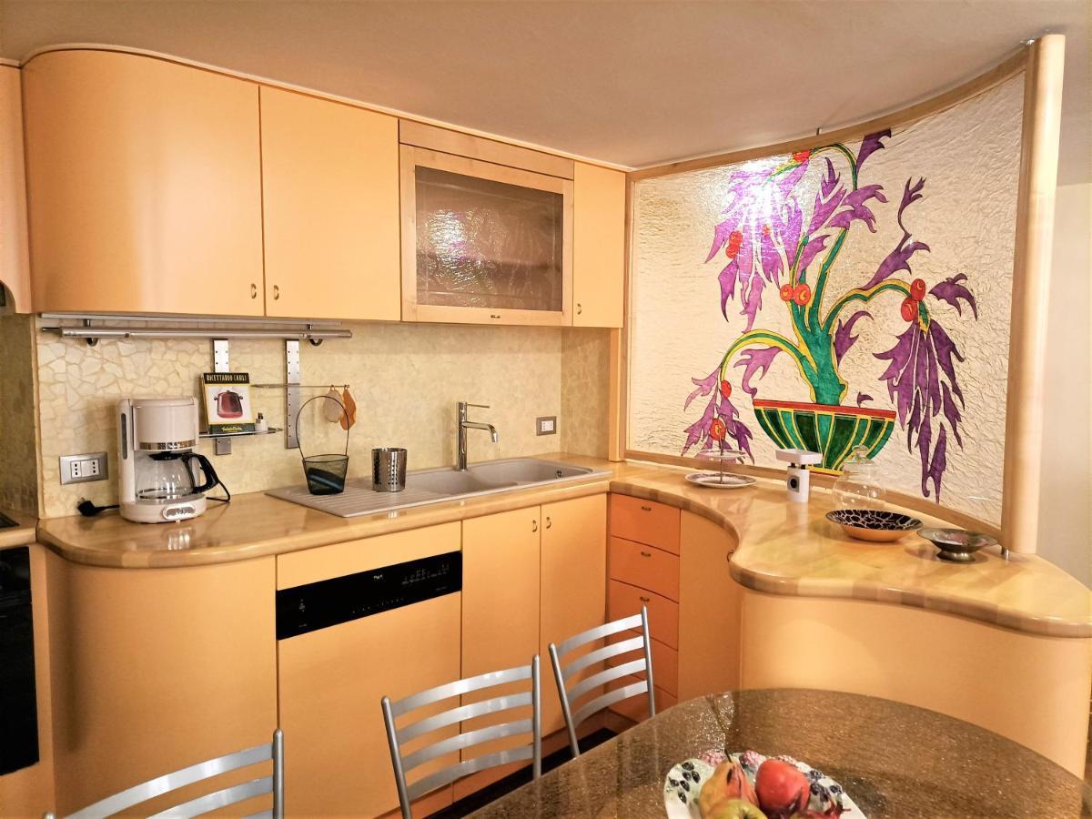 Casa Alexandra In Centro E A Pochi Passi Dal Mare Apartment อิมเปรีอา ภายนอก รูปภาพ
